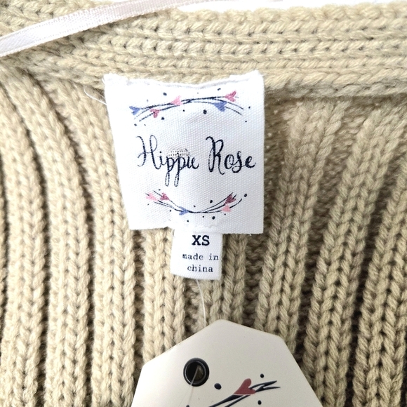 Hippie Rose sweater vest with faux fur front. Tan/black, Size XS - Picture 8 of 11
